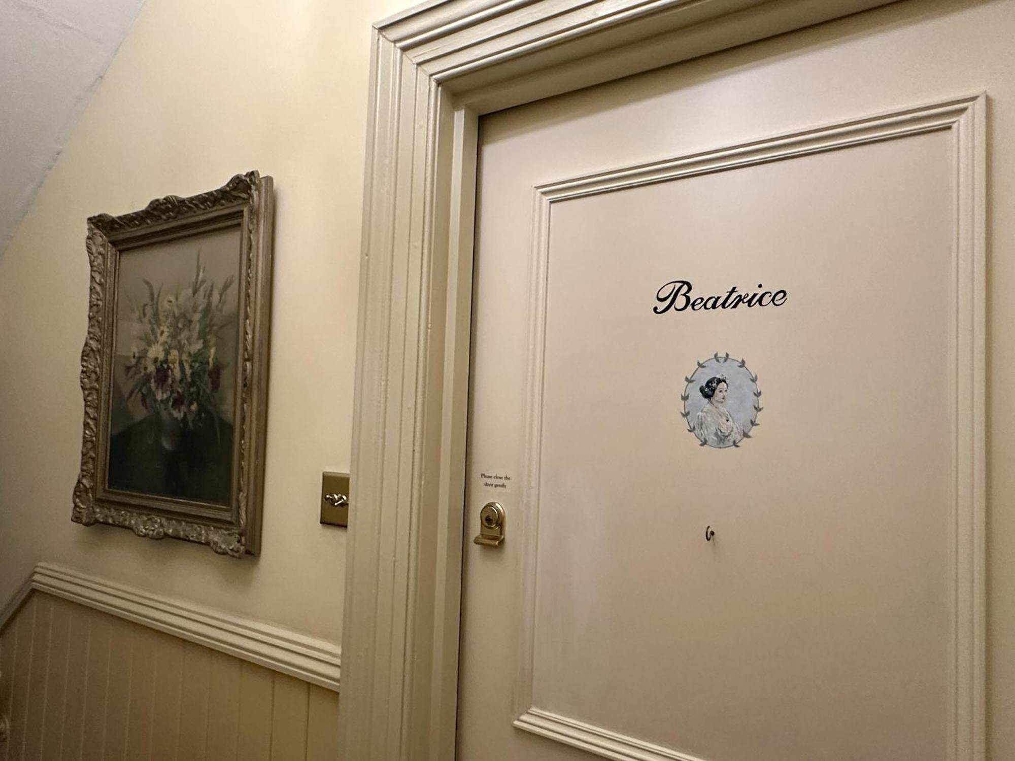 Albert & Victoria Guest House Eastbourne Ruang foto